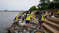 米子湊山公園親水護岸1