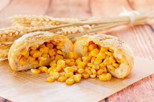 こぼれとうきびパン